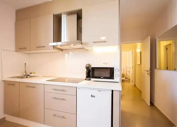 1 Bedroom For 4 People In Tenerife 아파트 아데제