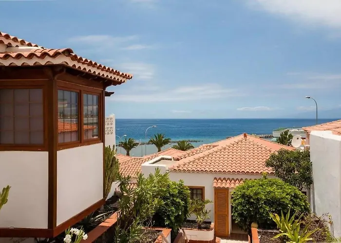 1 Bedroom For 4 People In Tenerife Apartment *